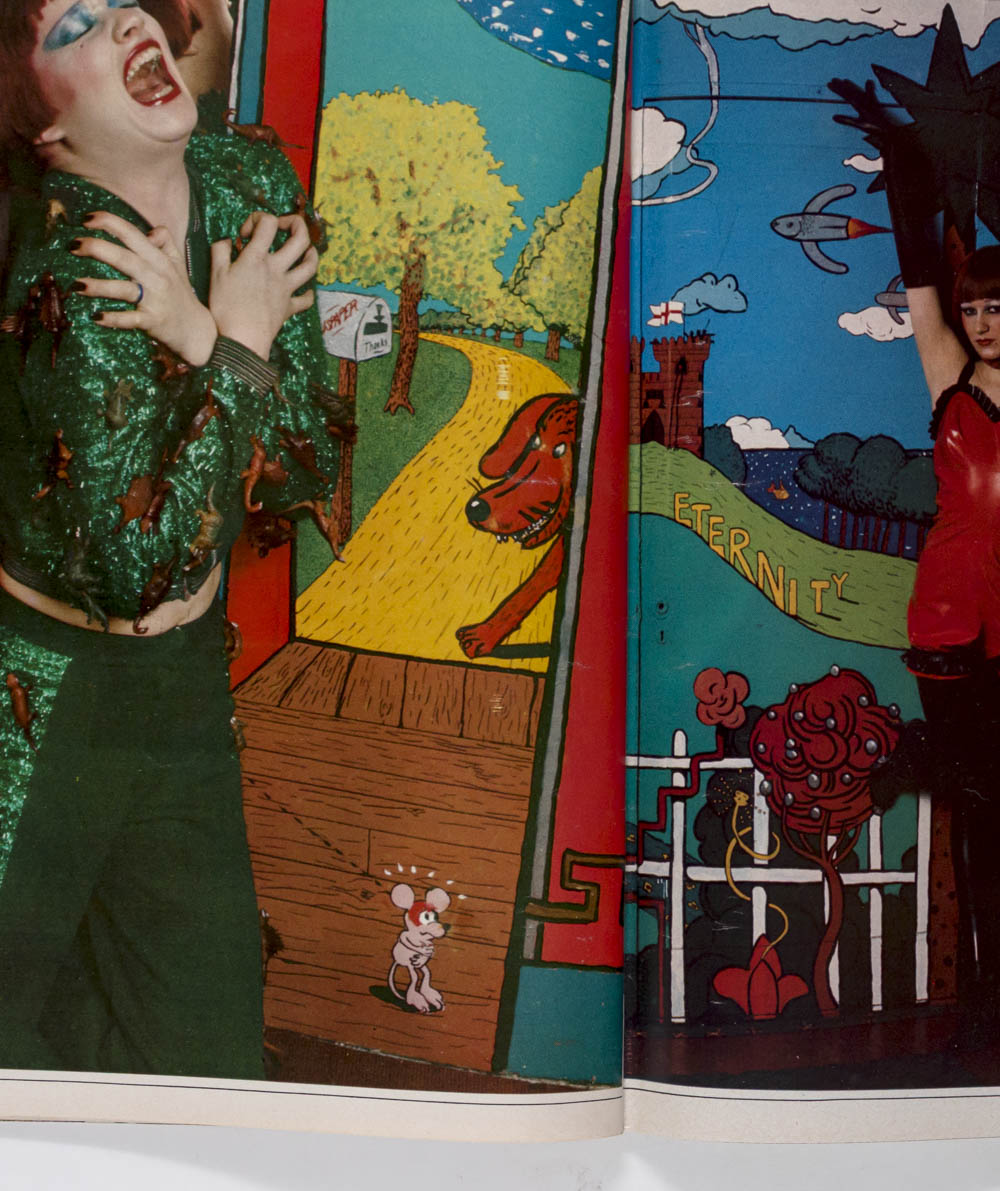 Biba RUNDGREN Nell Campbell ALICE SPRINGS 19 magazine March 1975