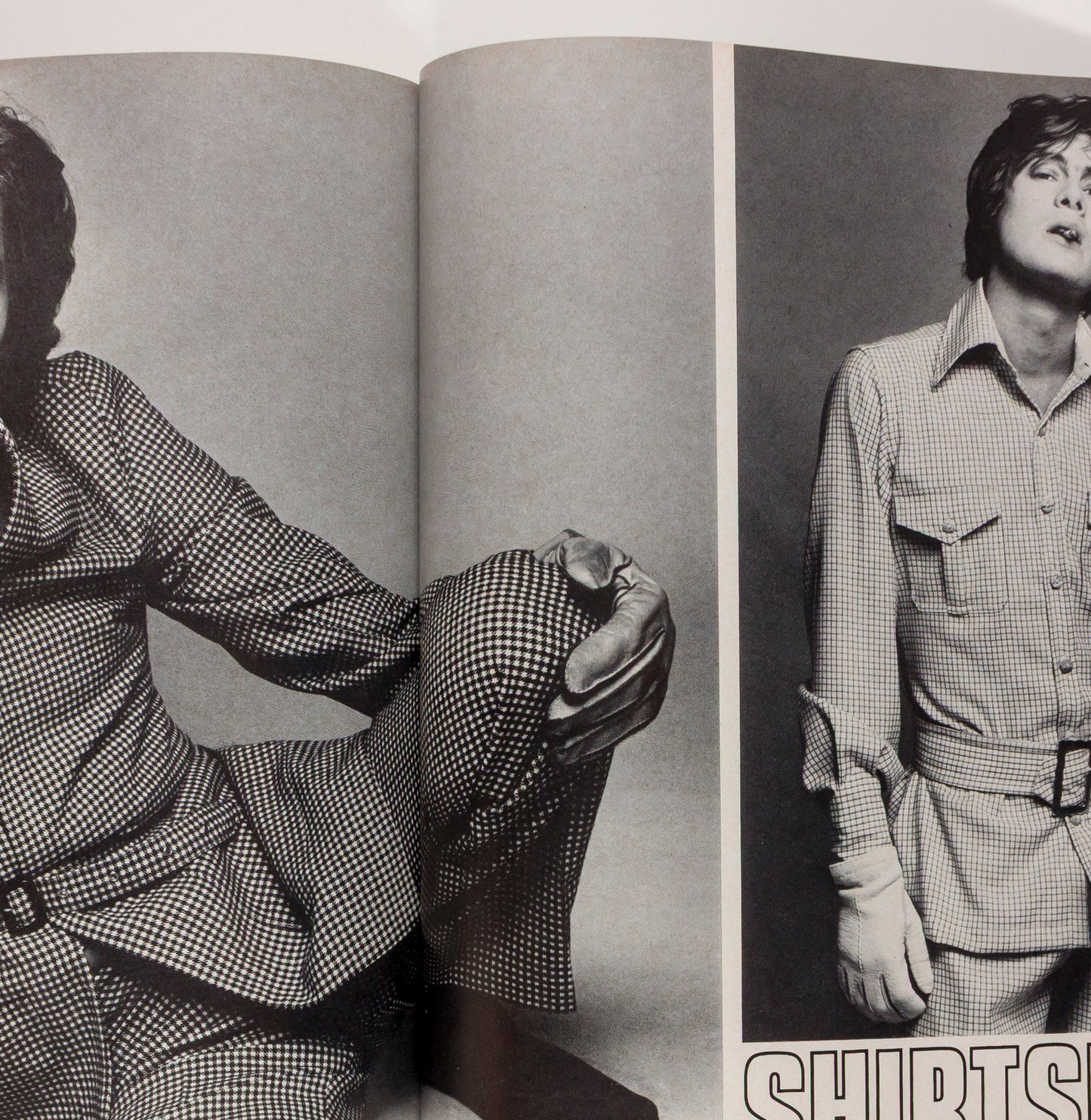 TWIGGY Jean Allen HELMUT NEWTON Christopher Jones Queen magazine 1969