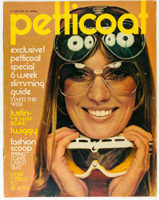 TWIGGY Justin de Villeneuve PETTICOAT magazine April 11th 1970
