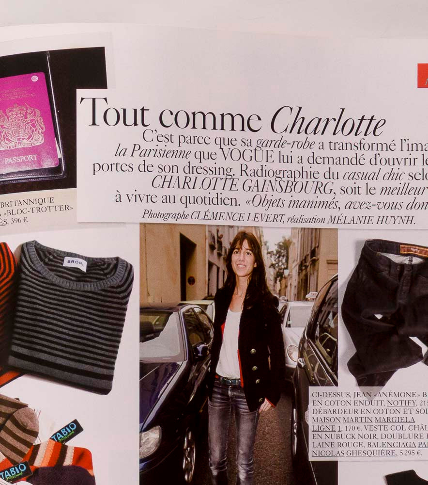 CHARLOTTE GAINSBOURG guest editor PARIS VOGUE December 2007 Craig McDean FRANCE