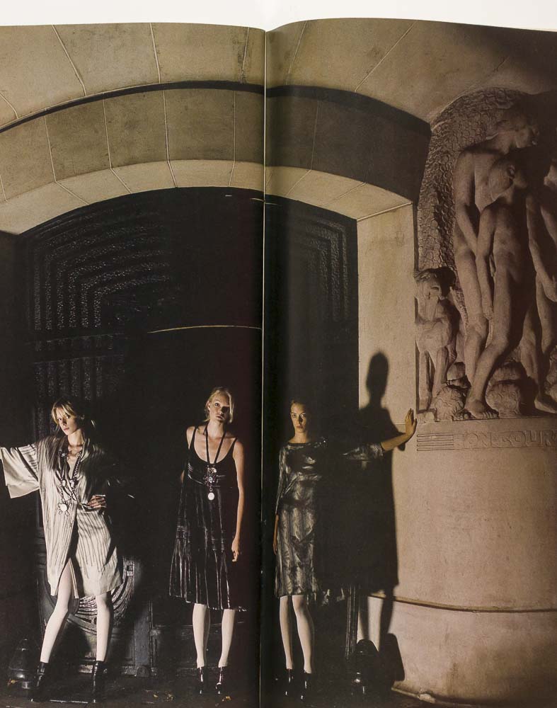 KARL LAGERFELD Winter Fashion 2005 October 8 LIBERATION STYLE magazine