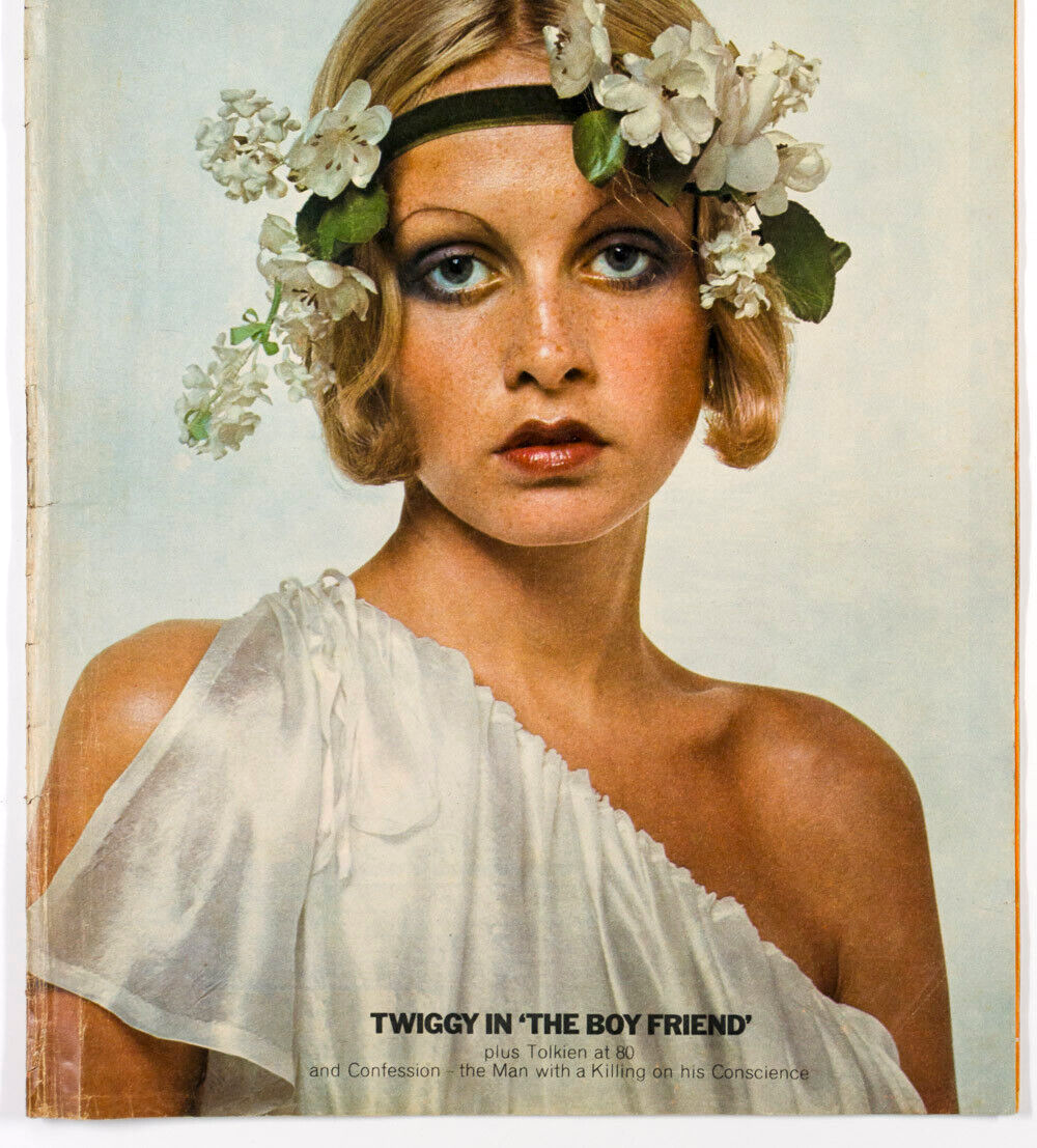 Twiggy THE BOYFRIEND Ken Russell J.R.R TOLKIEN Snowdon SUNDAY TIMES magazine 70s