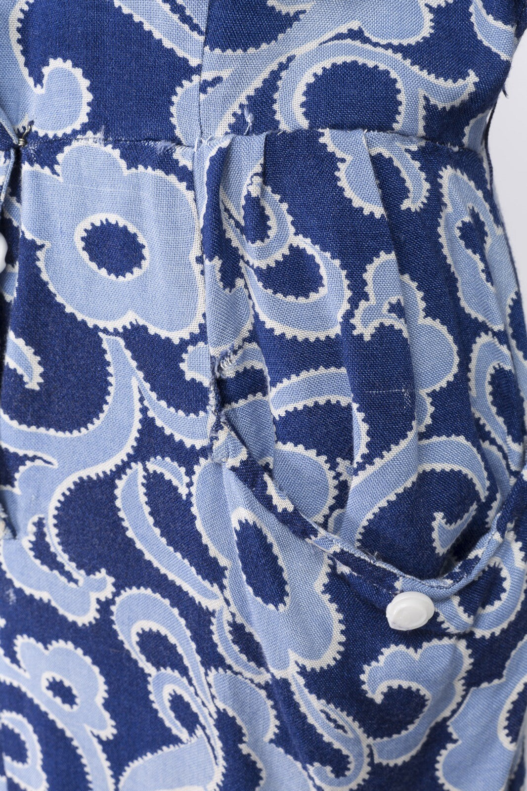 Blue paisley 40s Cotton wartime TEA DAY DRESS Pockets MIDI floral print Size 14