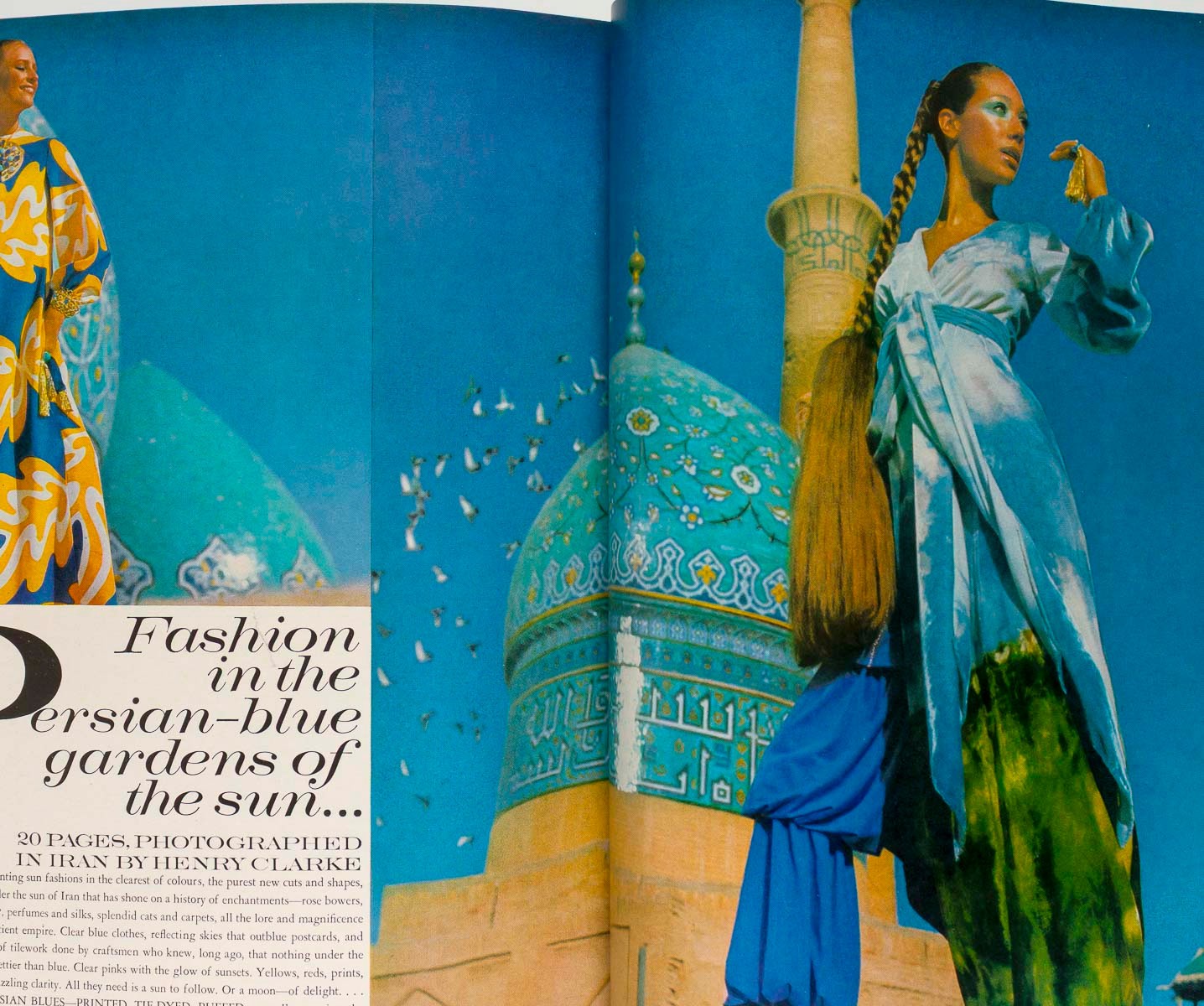 Courreges HENRY CLARKE Katharine Hepburn STACY KEACH Iran US VOGUE December 1969