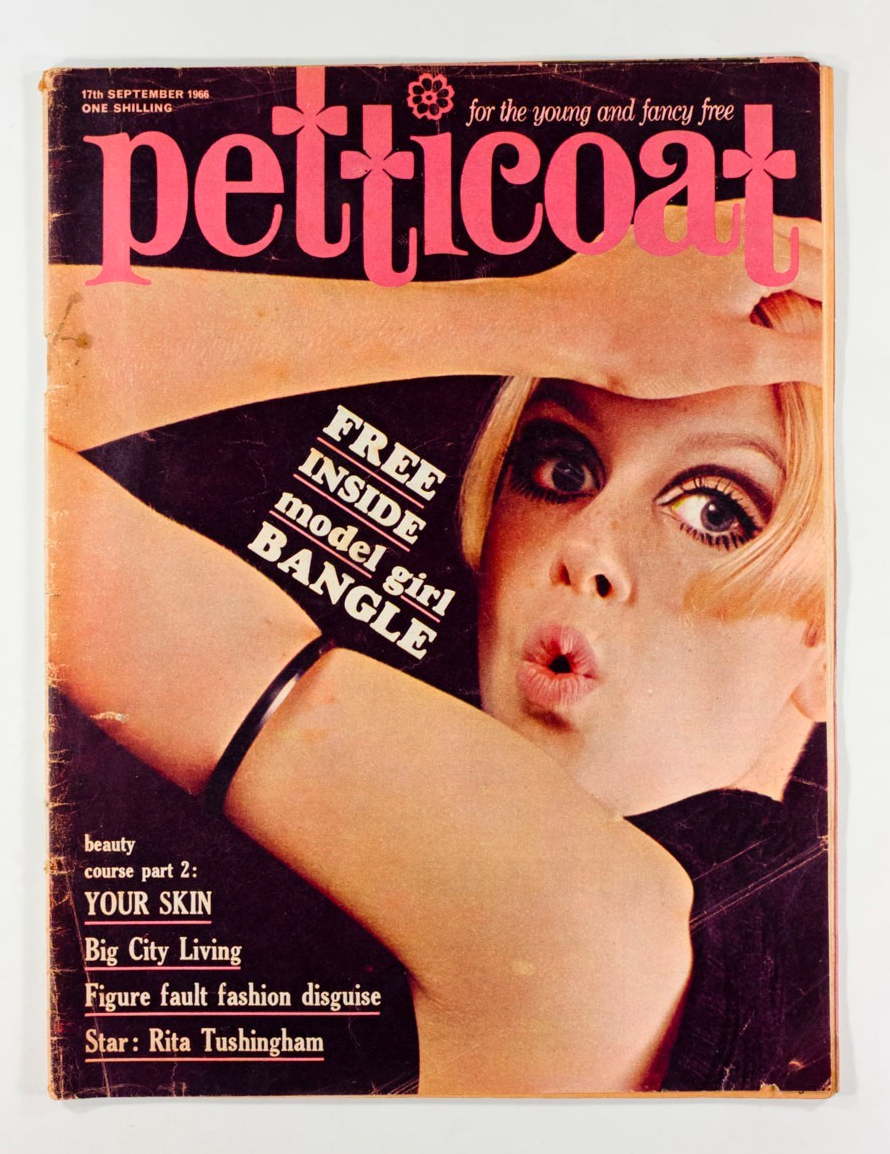 Twiggy CATHY McGOWAN Rita Tushingham TEDDY BOY Petticoat magazine September 1966