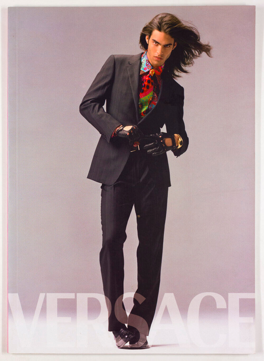 JON KORTAJARENA Caroline Trentini STEVEN MEISEL Elise Crombez VERSACE lookbook