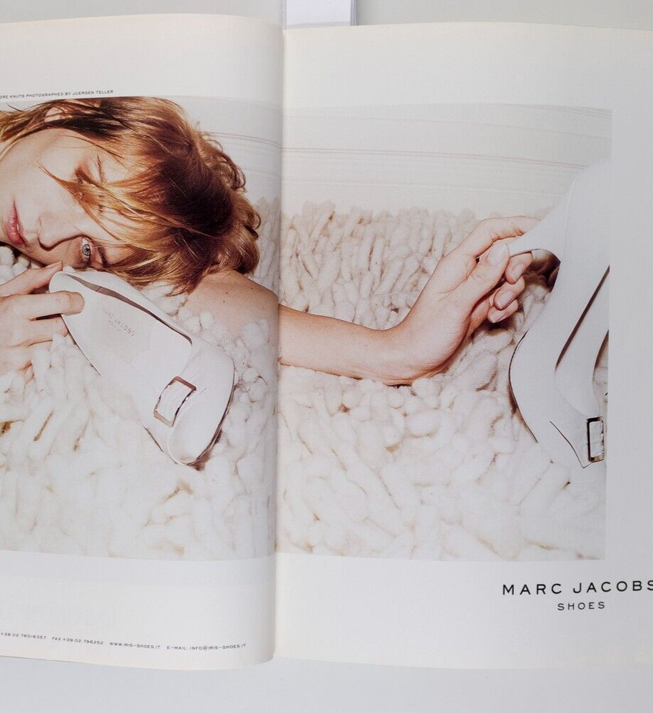 Kate Moss KAWS Corinne Day OMAHYRA Hedi Slimane WOLFGANG TILLMANS i-D magazine