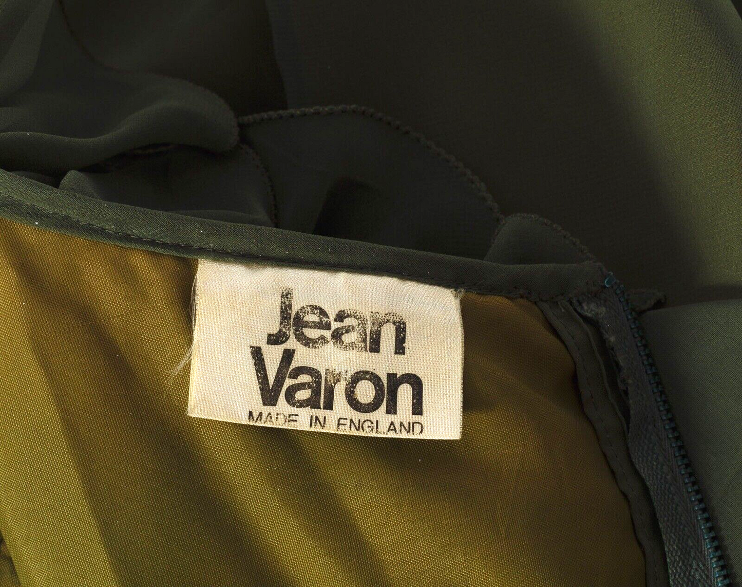 Jean Varon MAXI DRESS Olive Green 1970s Hippy RUFFLES Tiered Wizard Sleeves VTG