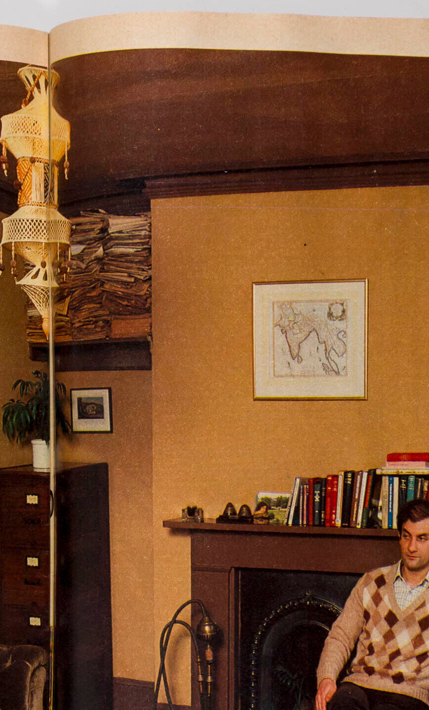 DAVID HOCKNEY Salman Rushdie BRUCE CHATWIN Martin Parr OBSERVER October 31 1982