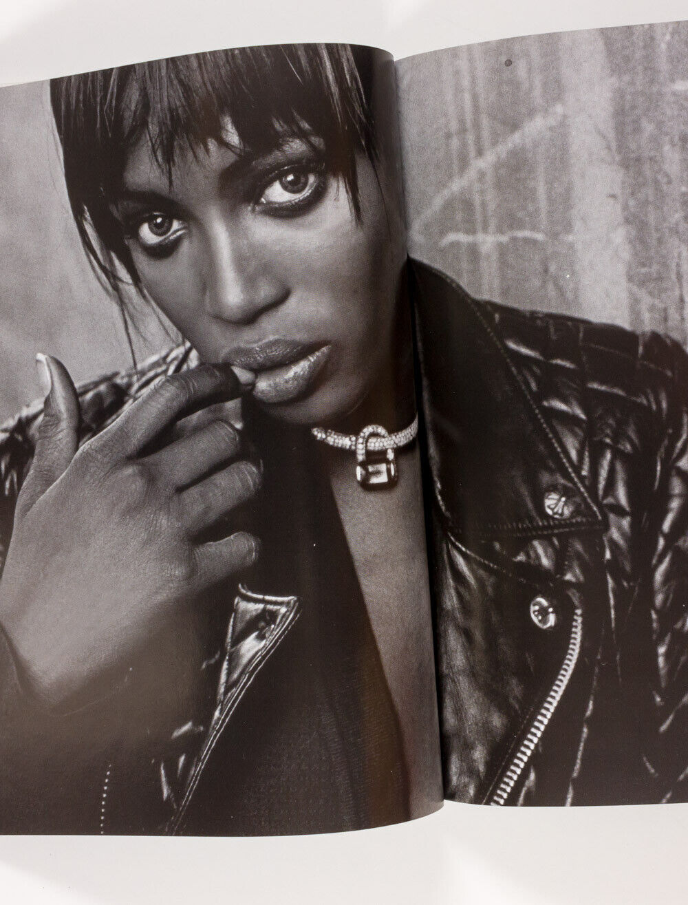 NAOMI CAMPBELL by PETER LINDBERGH Rare ITALIAN VOGUE ITALIA magazine supplement