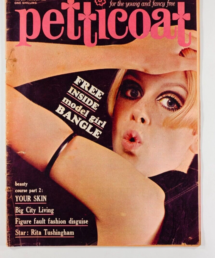 Twiggy CATHY McGOWAN Rita Tushingham MOD Julie Christie 1960s Petticoat magazine