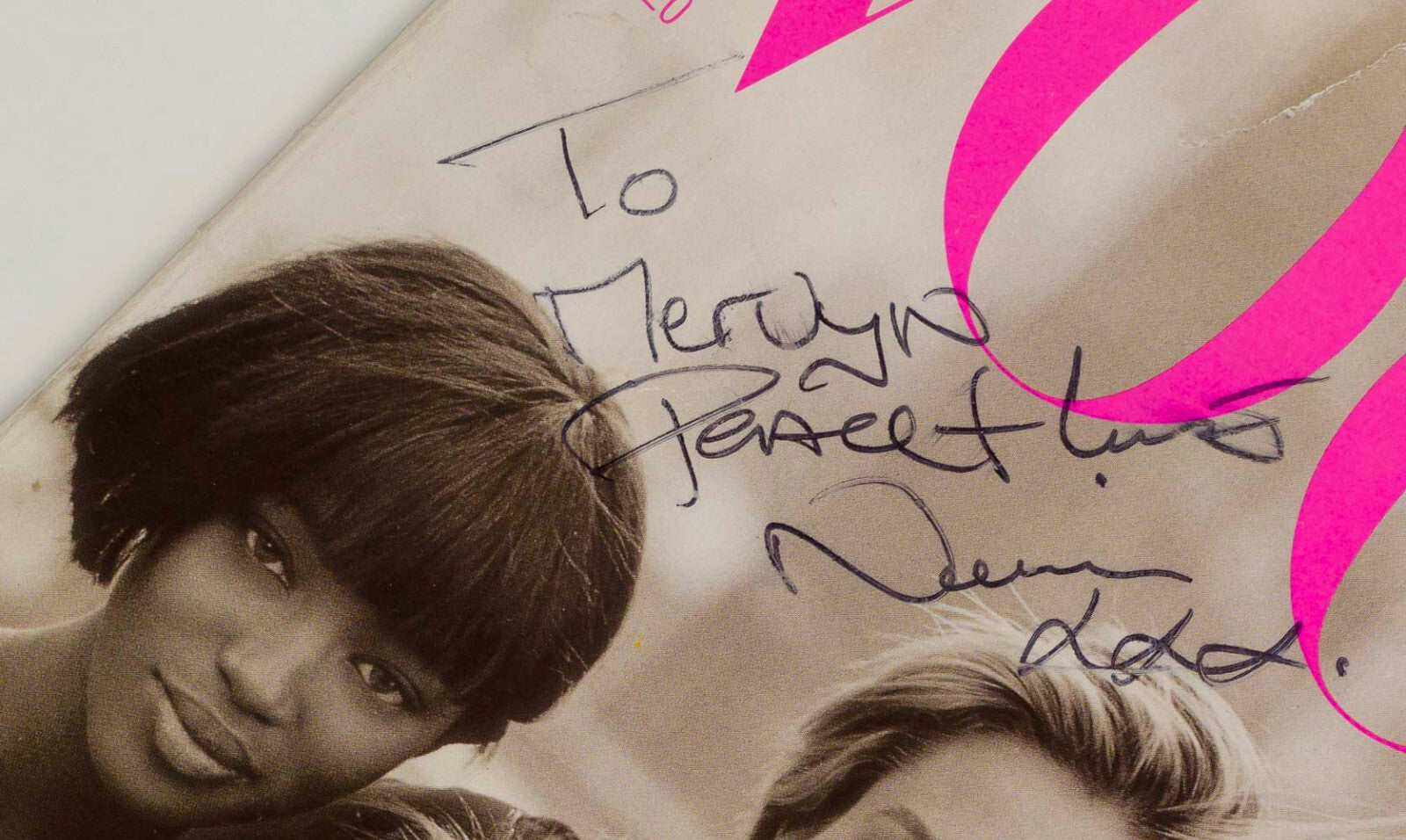 SIGNED by NAOMI CAMPBELL The Super Models VOGUE Cindy Linda Tatjana Christy 1990
