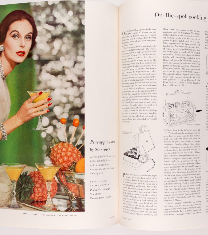 Mary Jane Russell VIVIEN LEIGH Marlene Dietrich VOGUE 1955 November NOEL COWARD