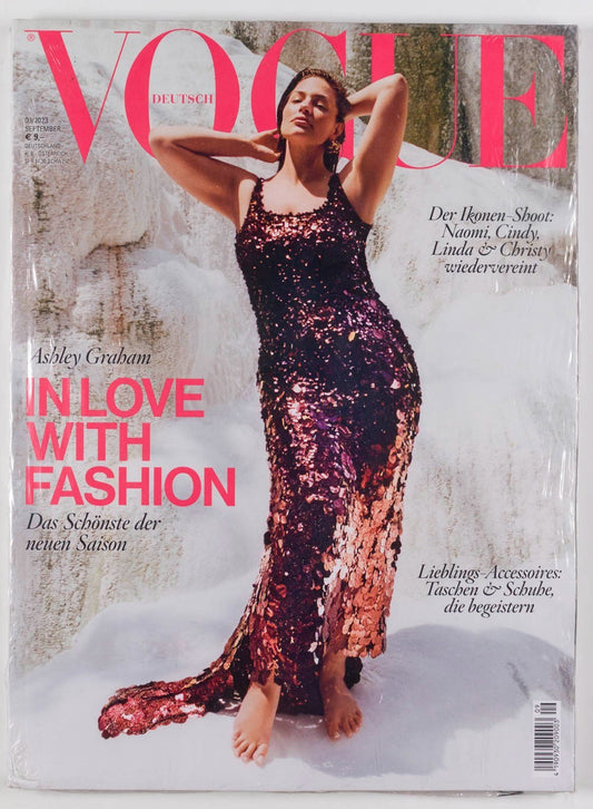 ASHLEY GRAHAM Linda Evangelista CHRISTY TURLINGTON Naomi VOGUE September 2003 De