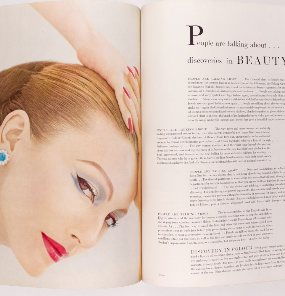 Mary Jane Russell VIVIEN LEIGH Marlene Dietrich VOGUE 1955 November NOEL COWARD