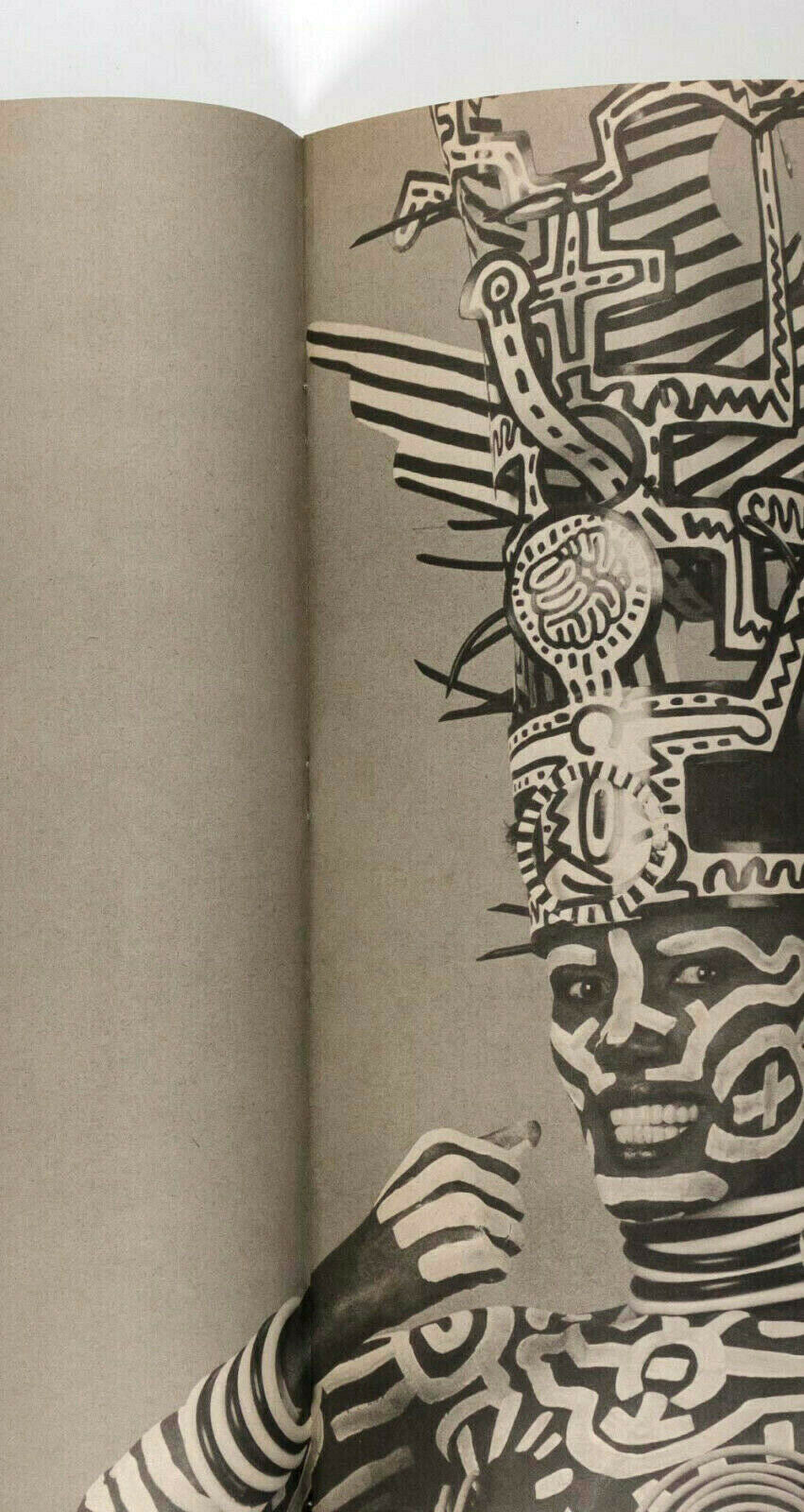 GRACE JONES Keith Haring ROBERT MAPPLETHORPE Interview magazine 1984 October VTG