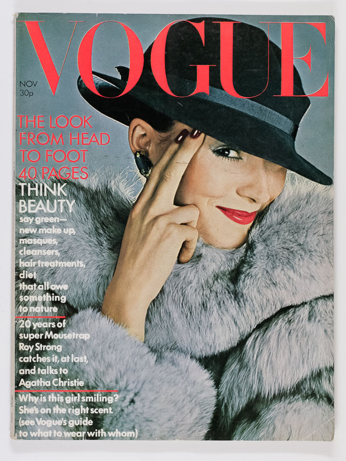 UK Vogue NORMAN PARKINSON Daliah Lavi AGATHA CHRISTIE Susan Moncur PABLO & DELIA