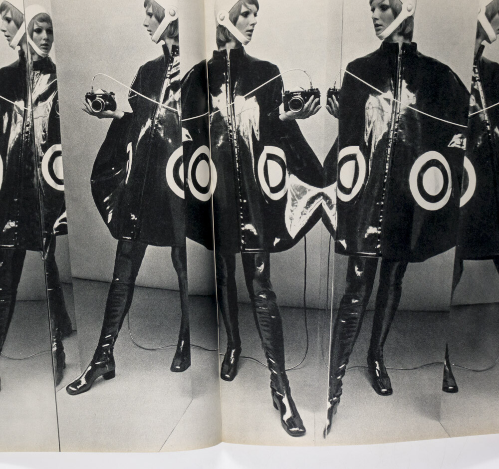 Guy Bourdin CHARLES JOURDAN Helmut Newton PETER KNAPP Elle magazine 3 March 1969