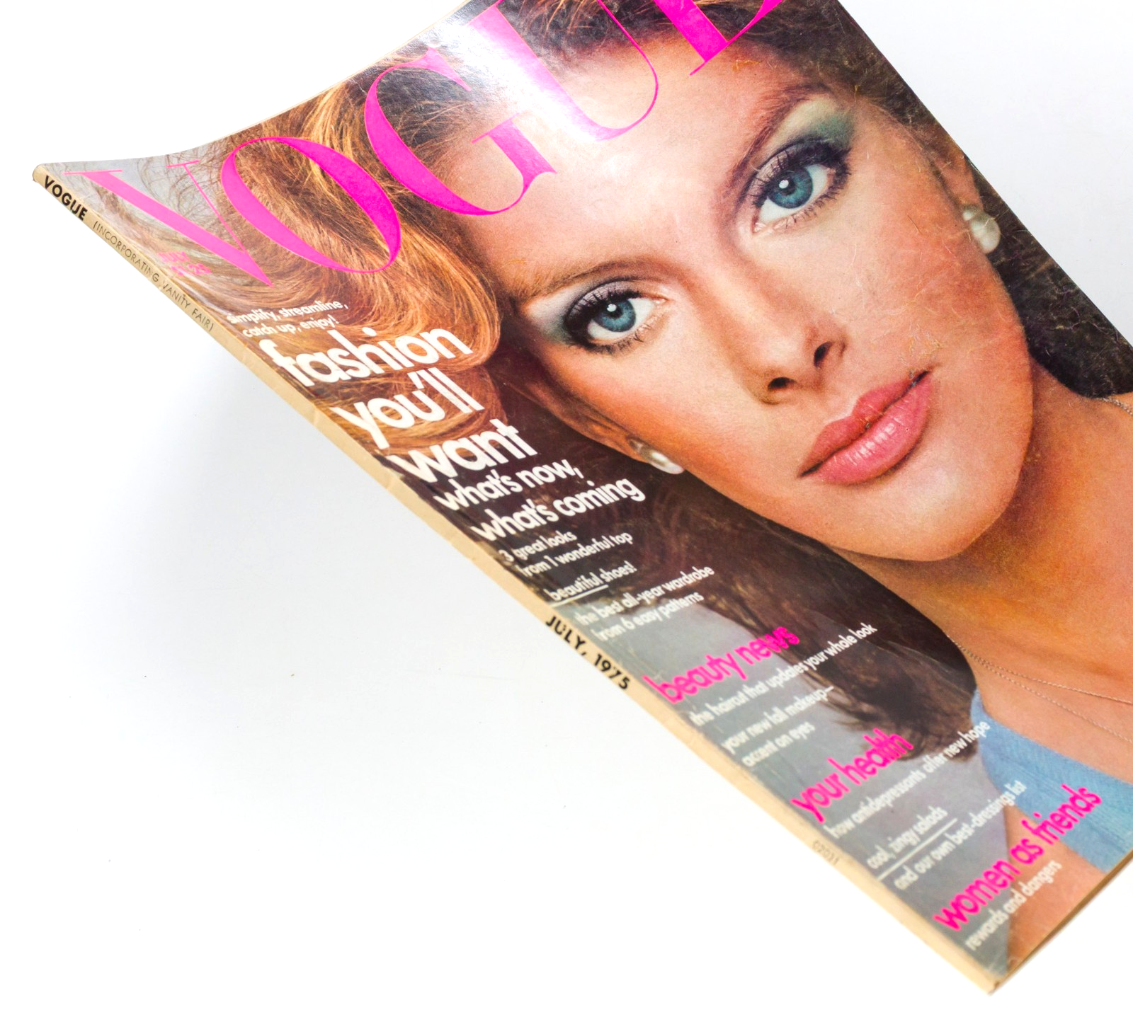 RENE RUSSO Dalila di Lazzaro DEBORAH TURBEVILLE Monty Python Vogue US July 1975