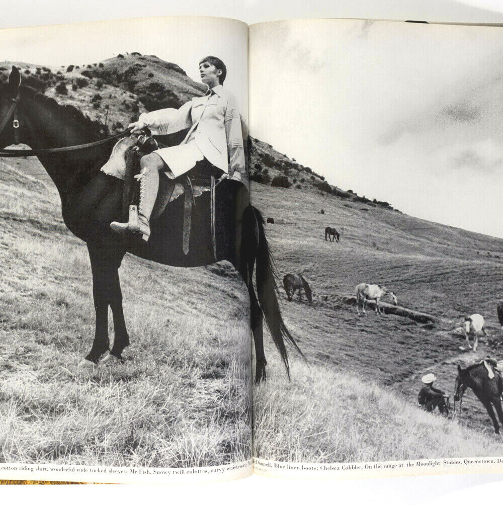 FAYE DUNAWAY Anjelica Huston MAUD JAMES Helmut Newton NZ Brigitte Bardot ~ Vogue