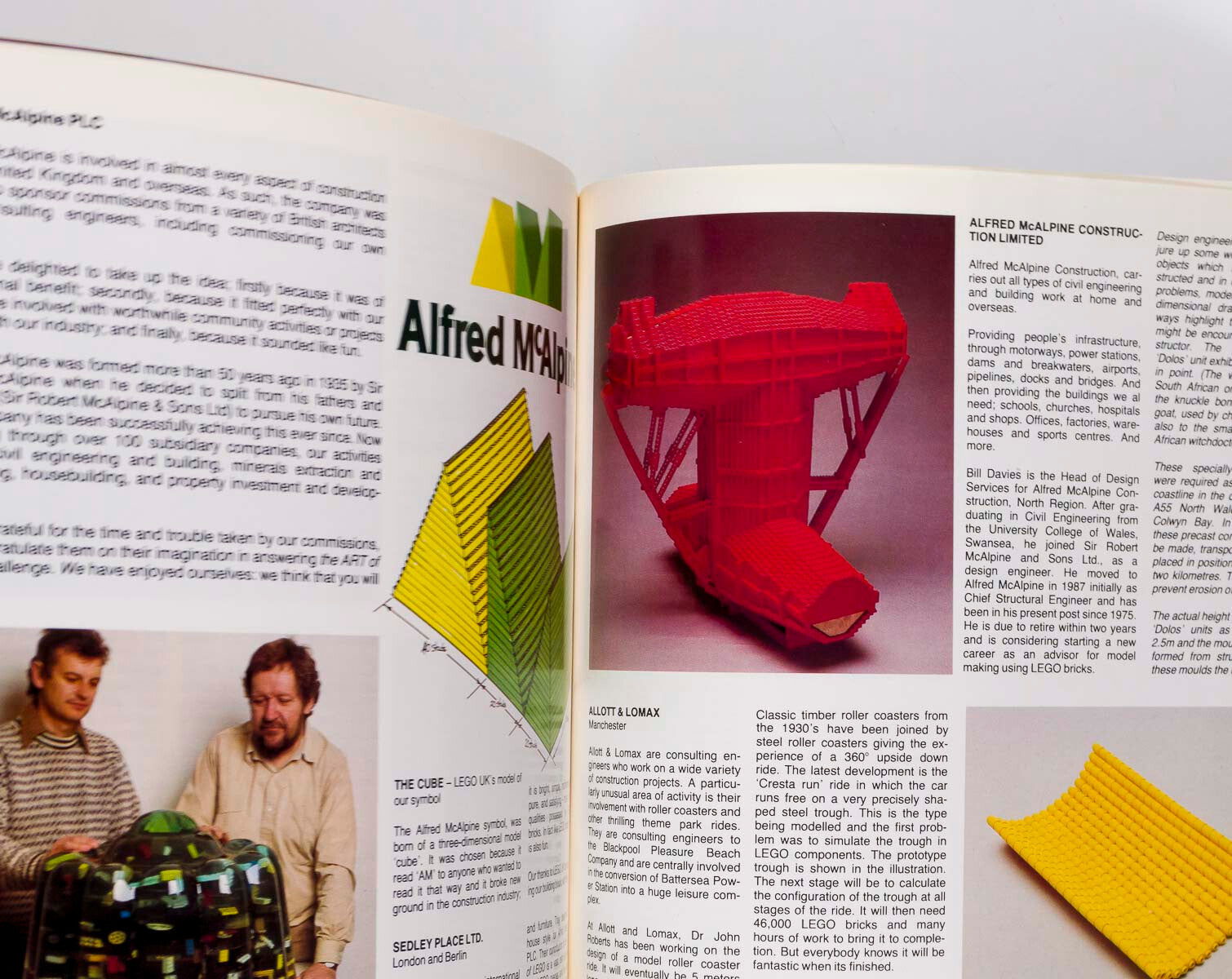 THE ART OF LEGO Exhibition Catalogue BOOK Clwyd WALES David Lyall EDWARD DE BONO