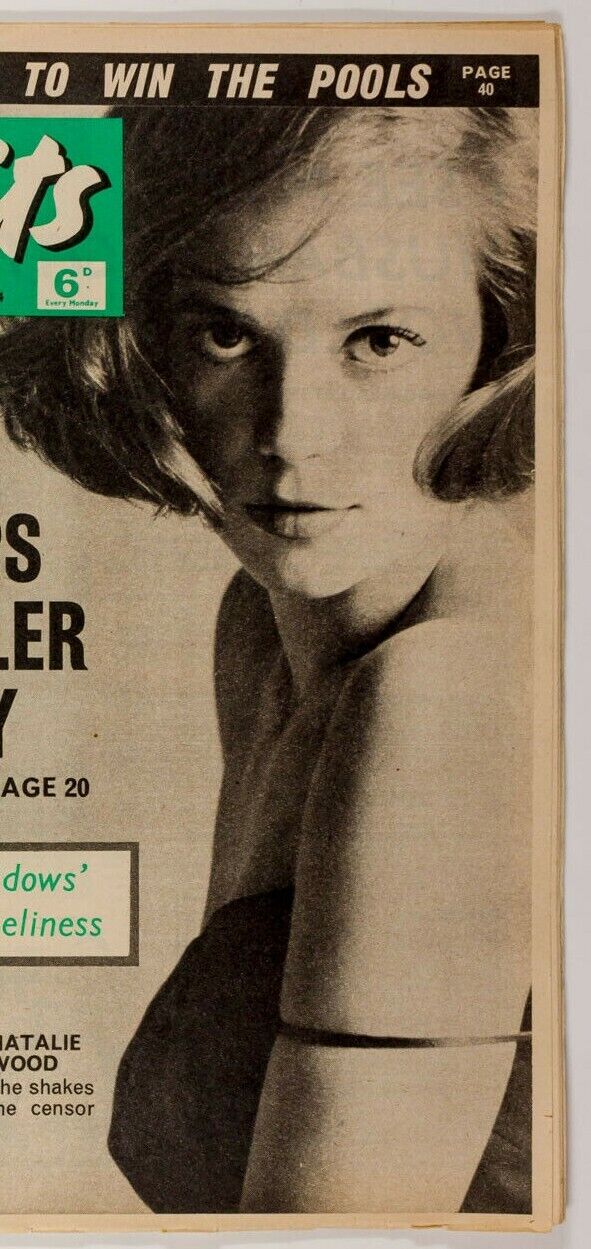 NATALIE WOOD Sylvie Vartan PELE Bobby Moore THE SHADOWS Tattoos TITBITS magazine