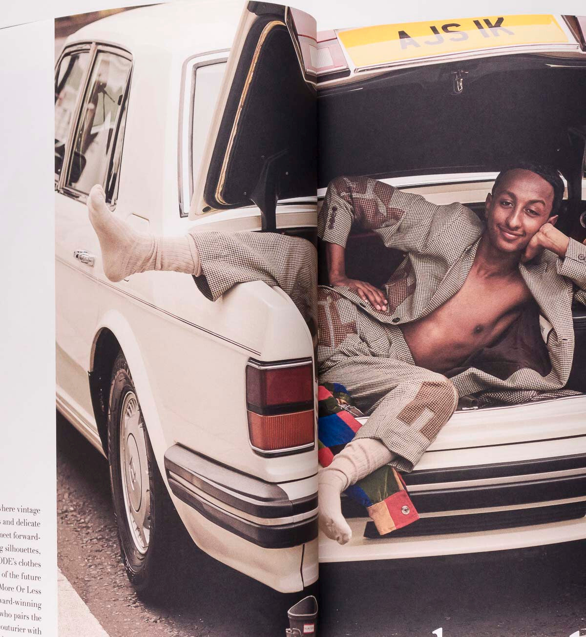 Selena Forrest PAMELA ANDERSON Jamie Bochert XR Eco Farm MORE OR LESS magazine 5