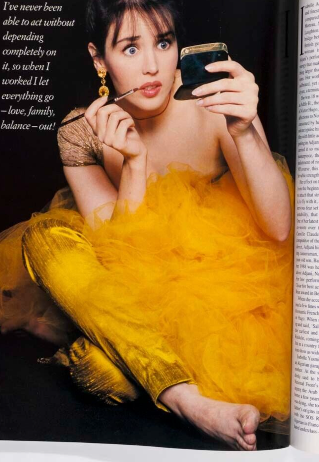 Yasmin Le Bon ISABELLE PASCO Adjani  TATLER December 1989 THOMAS PYNCHON Estefan