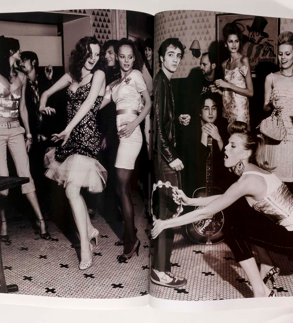 Natalie Portman BJORK Sofia Coppola VOGUE February 2004 Karolina Kurkova SEVIGNY