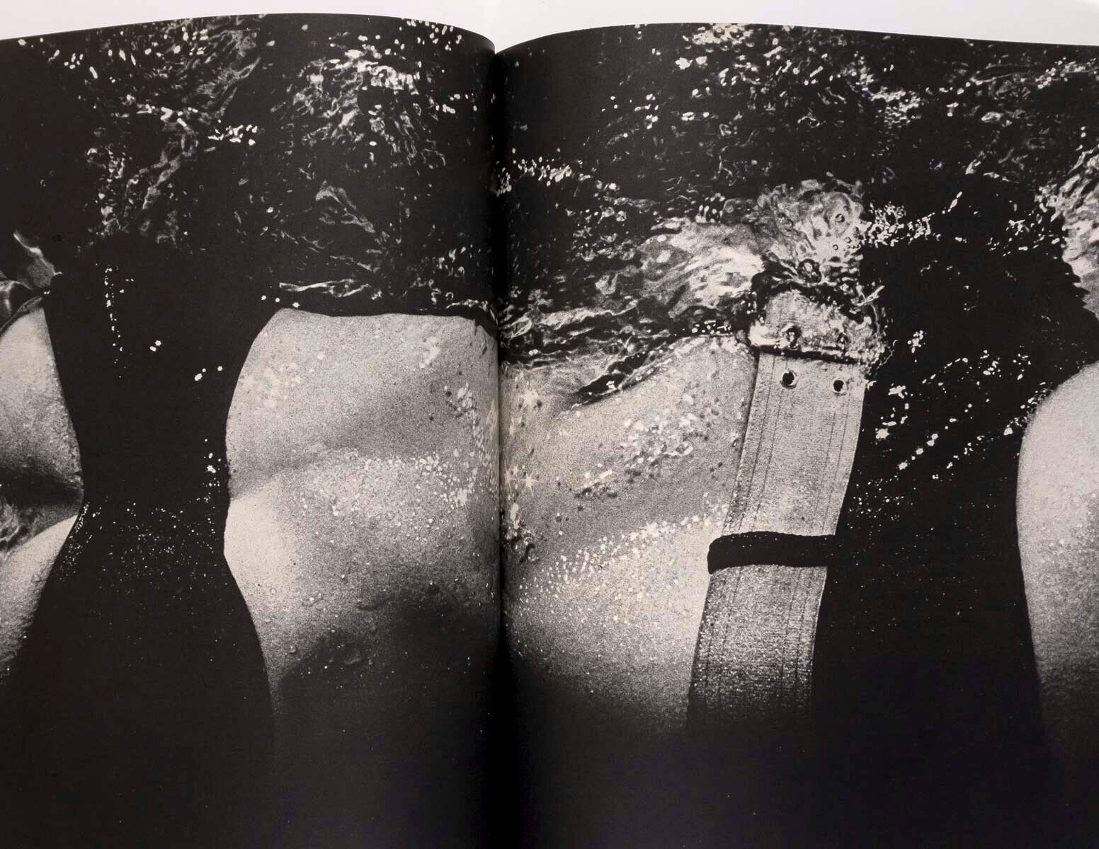 Max Maxwell HELMUT NEWTON Jill Kennington QUEEN MAGAZINE Jan 1966 BRIDGET RILEY