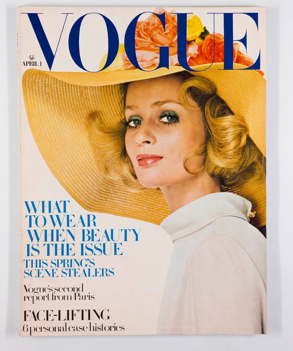 Celia Hammond TWIGGY Helmut Newton VOGUE April 1968 Oliver Reed MAUDIE JAMES vtg