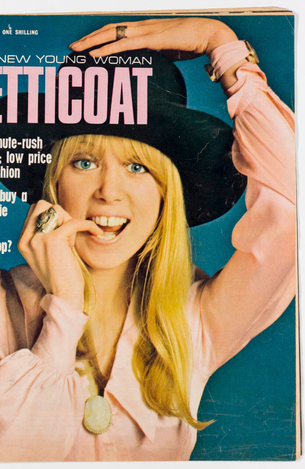 Pattie Boyd DAVID HURN Steve Winwood ASCHER John Farman ~ PETTICOAT magazine VTG