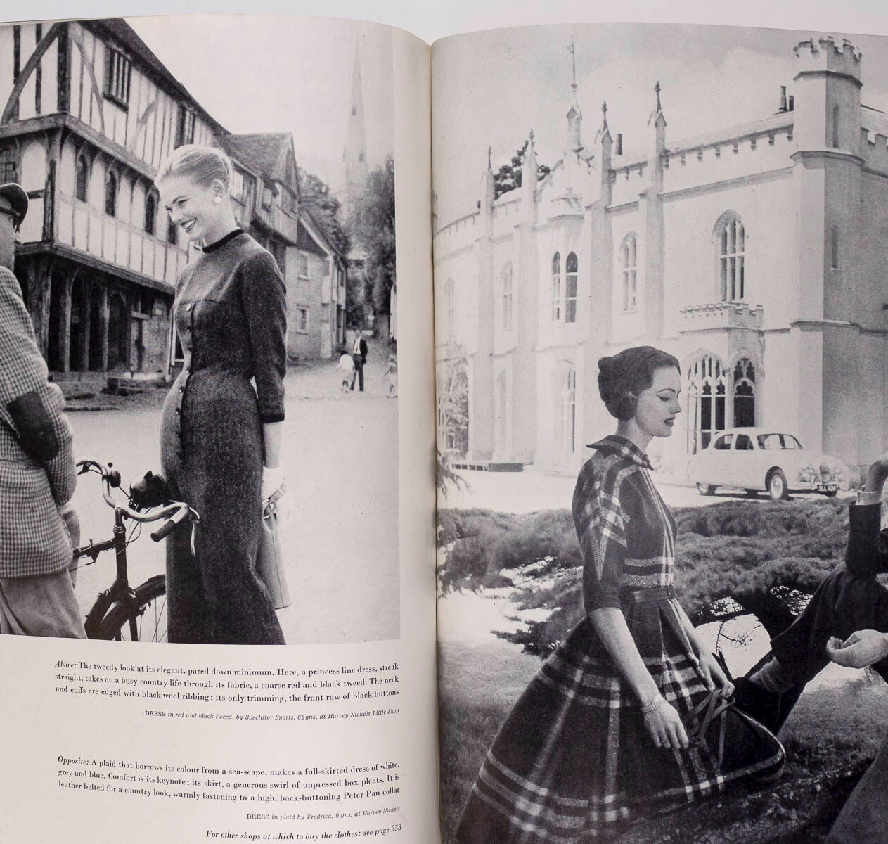 NORMAN PARKINSON Marilyn Monroe LAURENCE OLIVIER Dior STEMP September 1956 Vogue