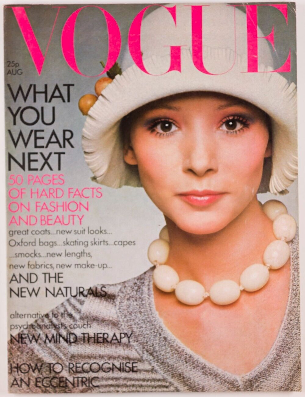 Cathee Cathee Dahmen JEAN SHRIMPTON Muir VARON Macchu-Picchu NORMAN PARKINSON ...
