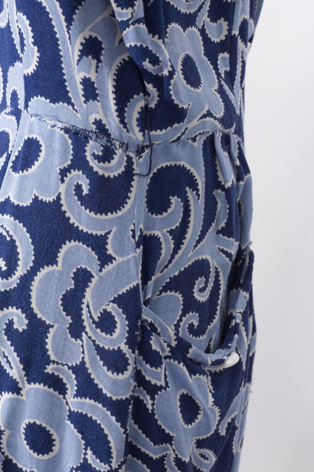 Blue paisley 40s Cotton wartime TEA DAY DRESS Pockets MIDI floral print Size 14