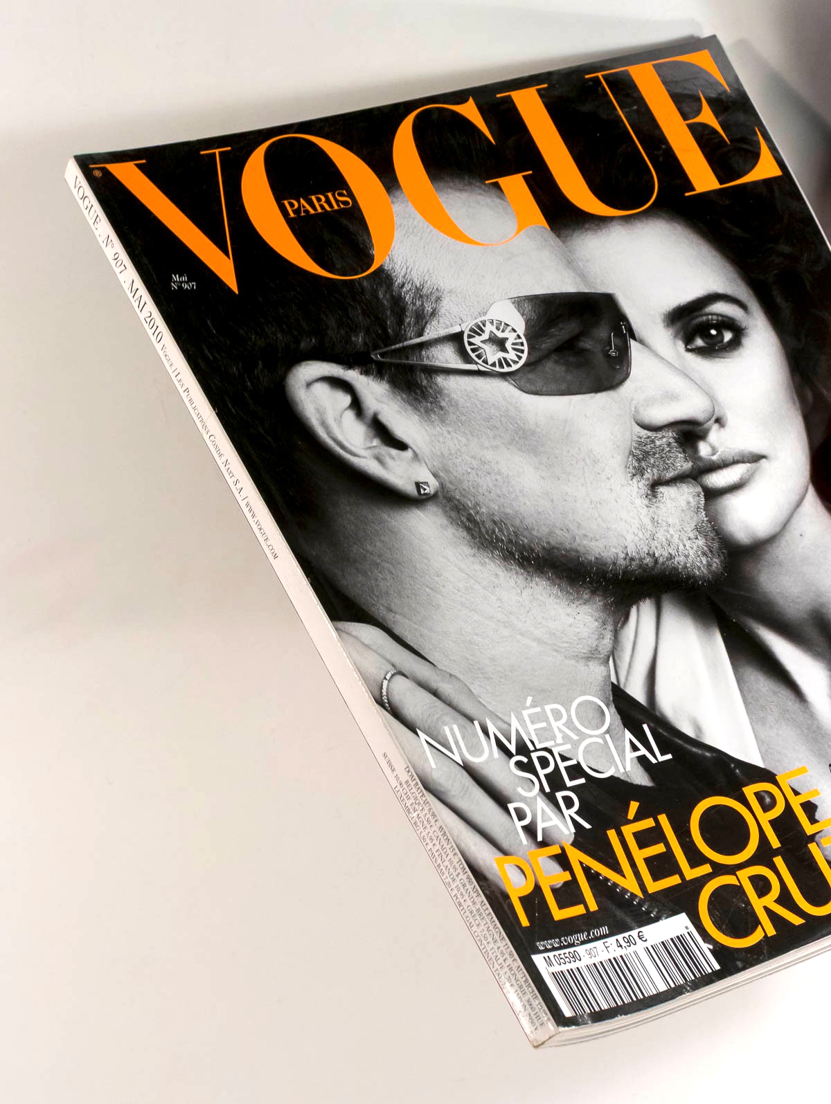 Penelope Cruz U2 Crystal Renn  PARIS VOGUE  May 2010 Daria Werbowy NATASHA POLY